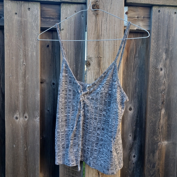 Womens Top , Grey , Sleeveless  , Mid - Crop - Picture 1 of 1